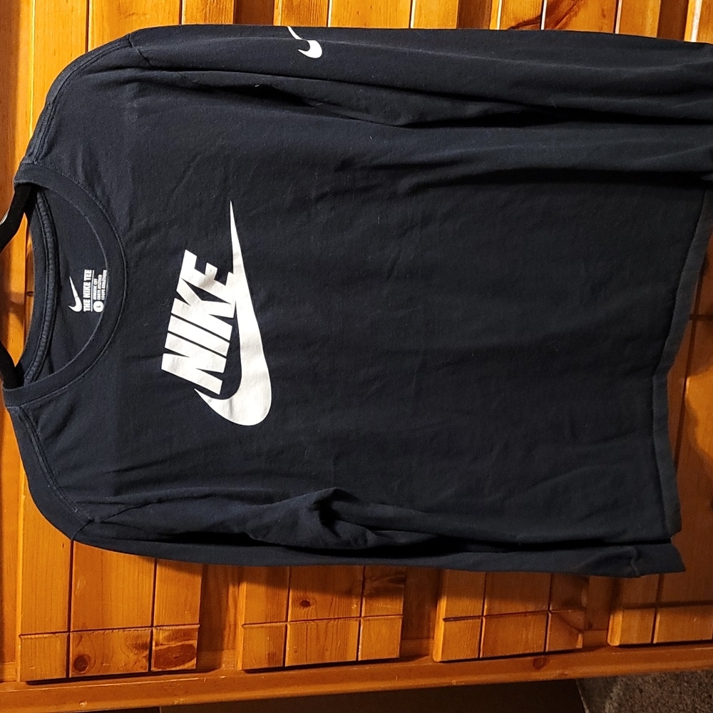 Long sleeve T shirt